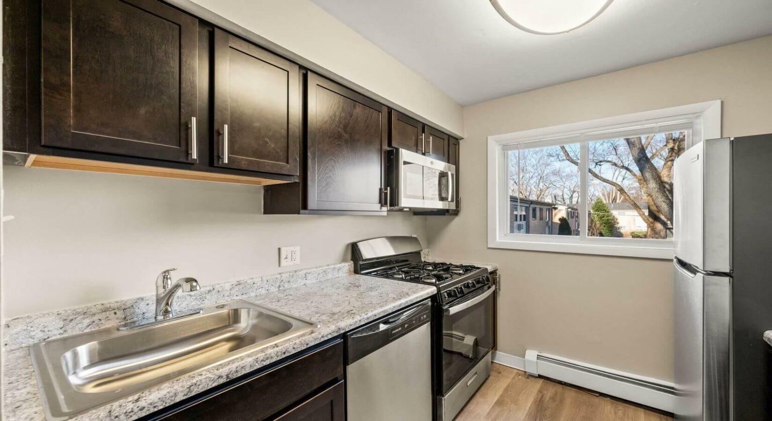 Apartments for Rent in Fairless Hills, PA Hidden Forest